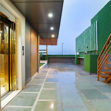 Hotel View - A Boutique Hotel New Delhi Exterior photo